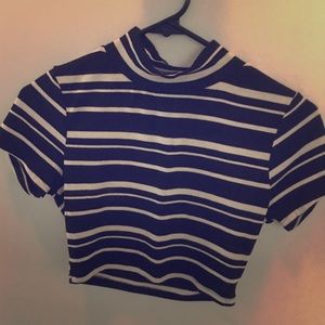 Women’s Cropped tee